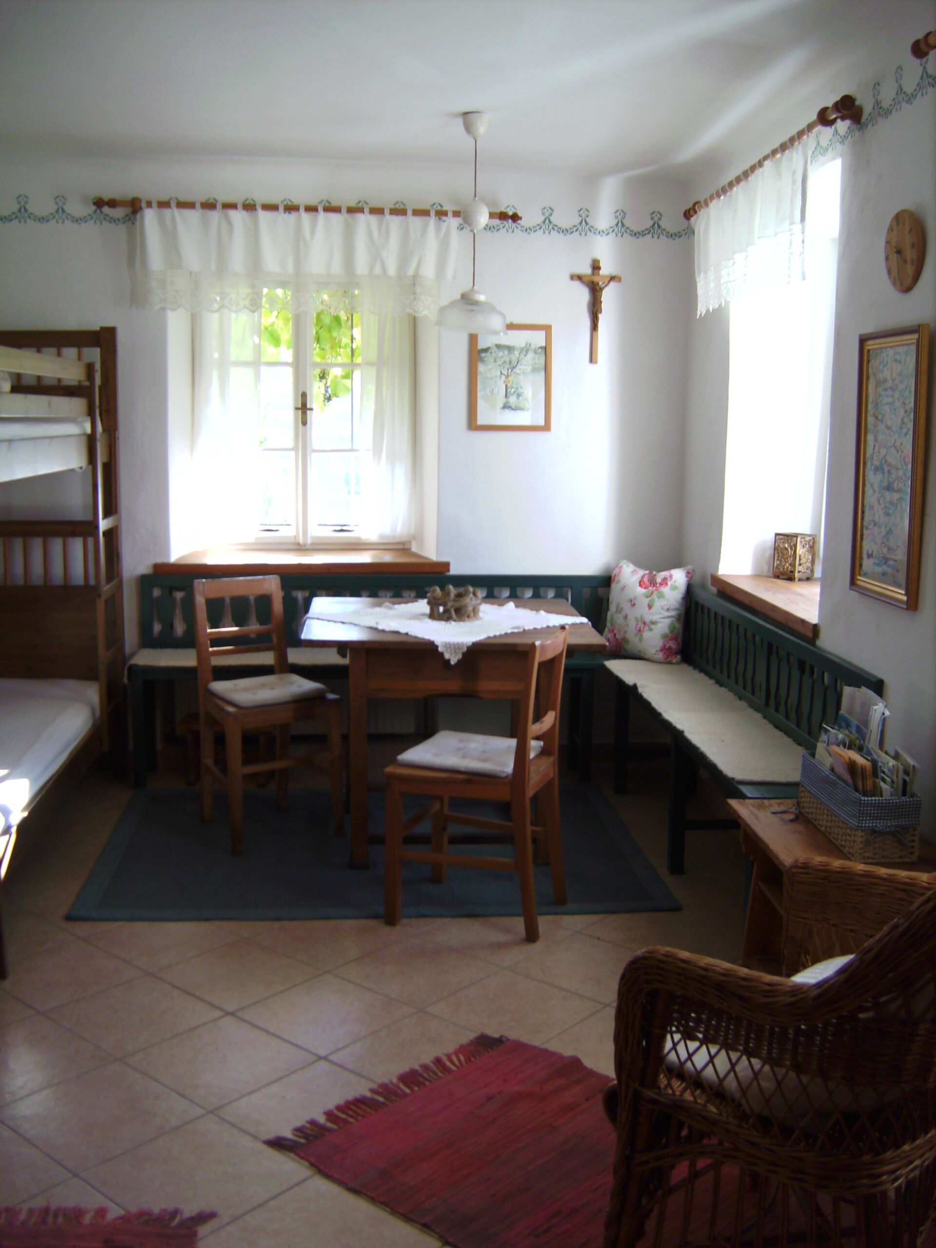Wohnraum im Schachnerhaus am Pöllauberg